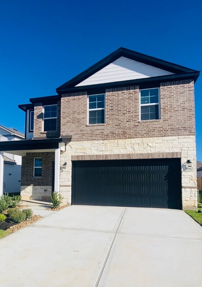 Building Photo - 11982 Wisteria Mdws Dr