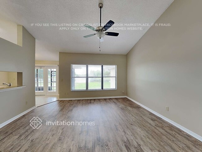 Building Photo - 2561 Alton Rd