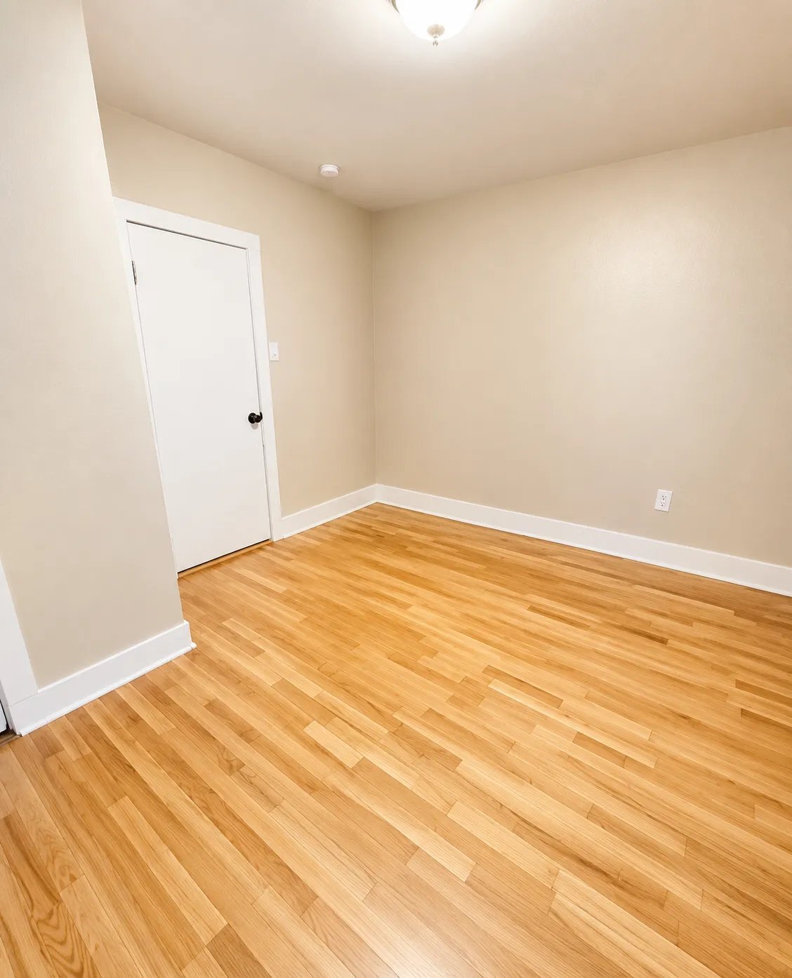 Building Photo - 2415 W Vermijo Ave