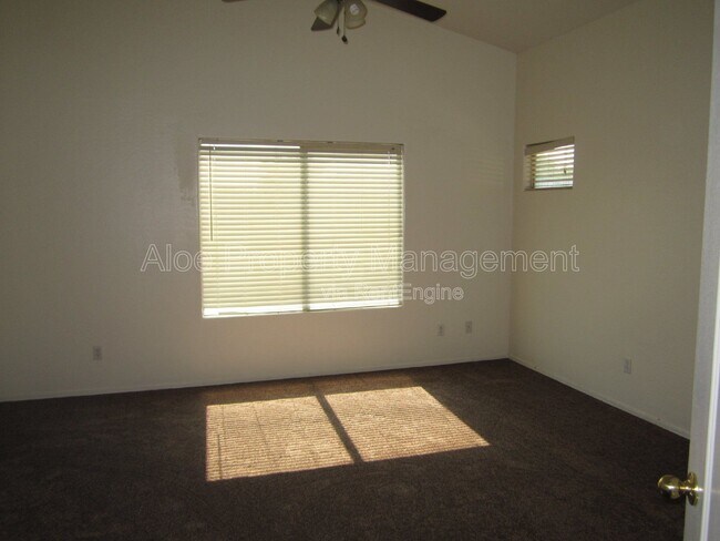 Building Photo - 18671 N Madison Rd