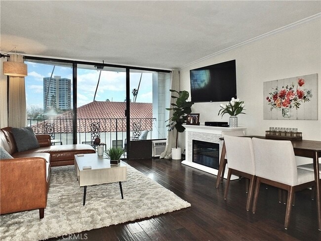 Building Photo - 2601 E Ocean Blvd