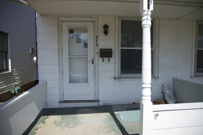 Front Porch - 373 E 5th St