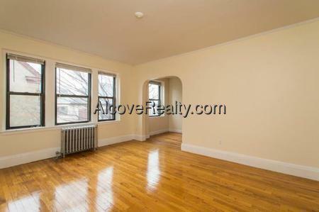Building Photo - 123 Highland Ave