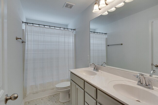 Building Photo - 5020 Bridgemore Blvd