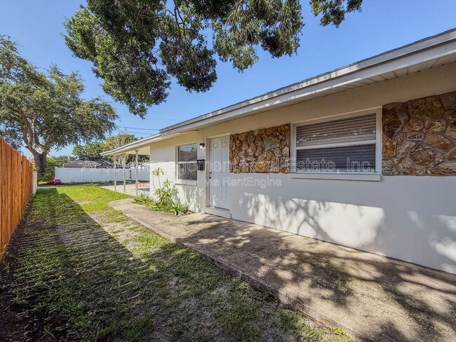 Primary Photo - 474 93rd Ave N