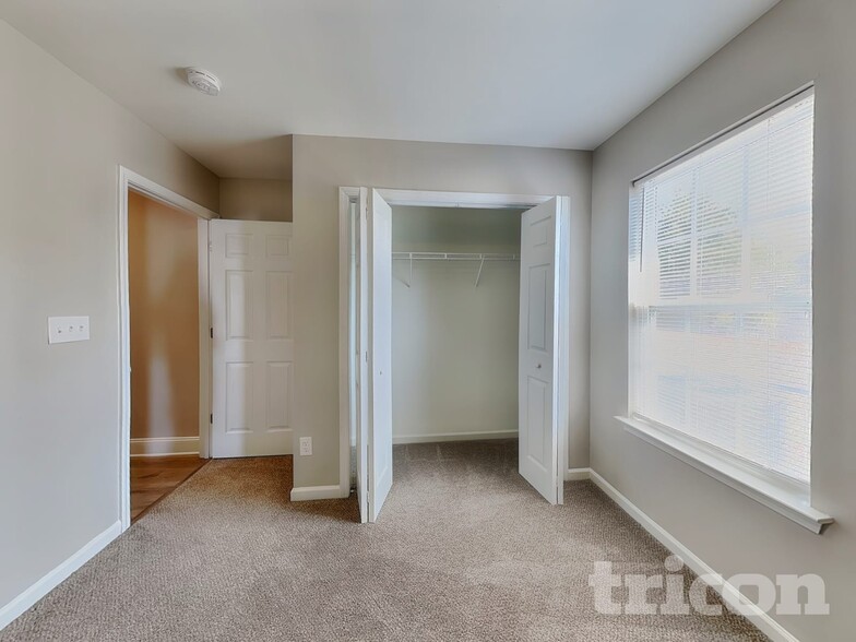 Building Photo - 2363 Wexford Way