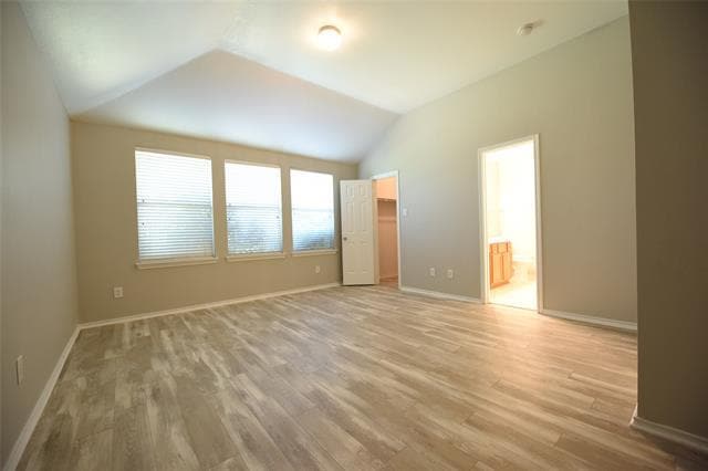 Building Photo - 421 Stanley Falls Dr