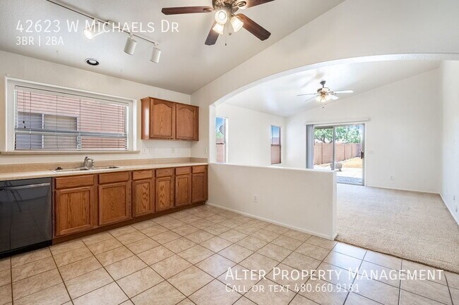 Building Photo - 42623 W Michaels Dr