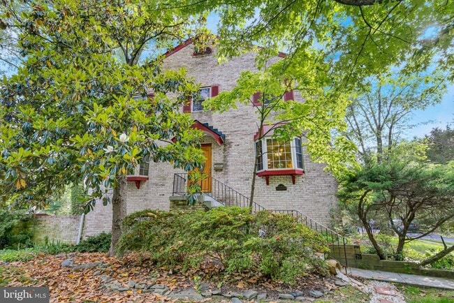 Building Photo - 10401 Courthouse Dr