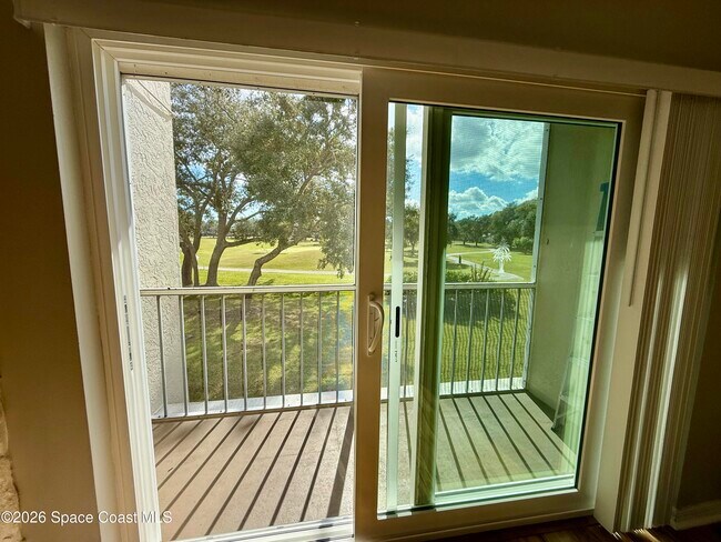 Building Photo - 1600 Woodland Dr