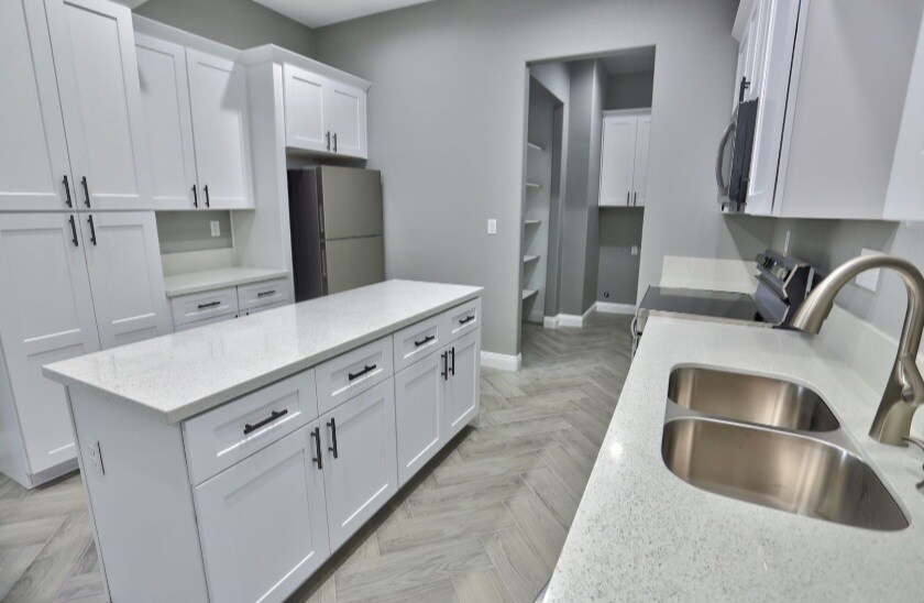 Building Photo - 1800 Galaxy St