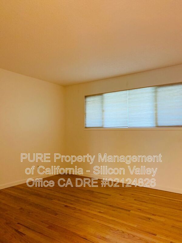 Building Photo - 2315 Eastridge Ave