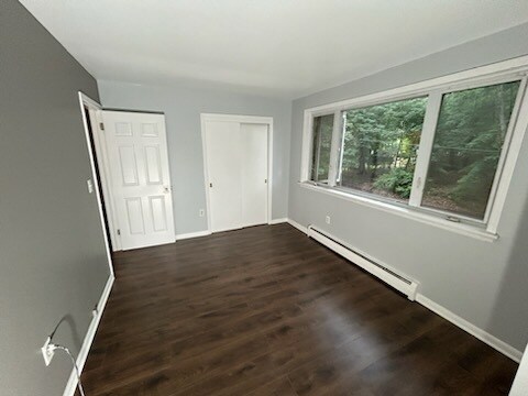 Bedroom 1 with closet - 30 Park St