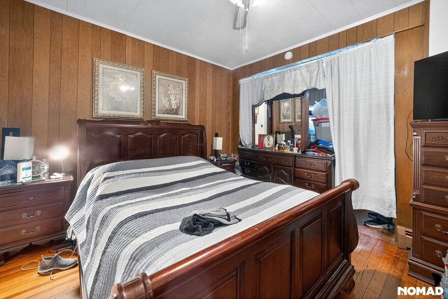 Building Photo - 38 Custer St