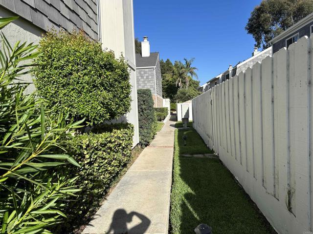 Building Photo - 859 Del Mar Downs Rd