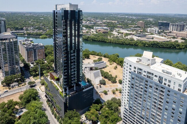 Building Photo - DOWNTOWN AUSTIN CONDO ON RAINEY STREET!! 1 BEDROOM 1 BATH - FULLY FURNISHED