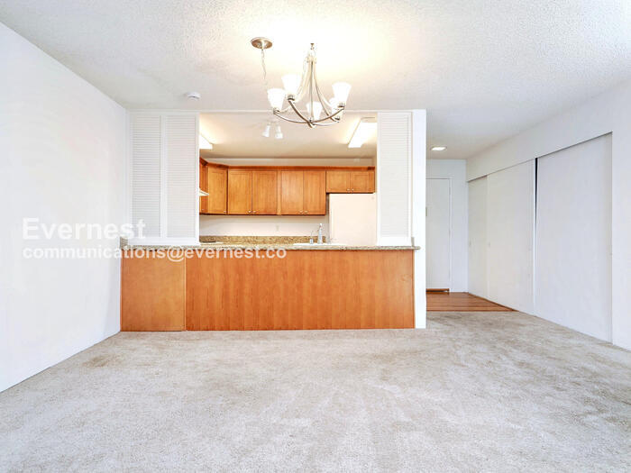 Building Photo - 6260 139th Ave NE