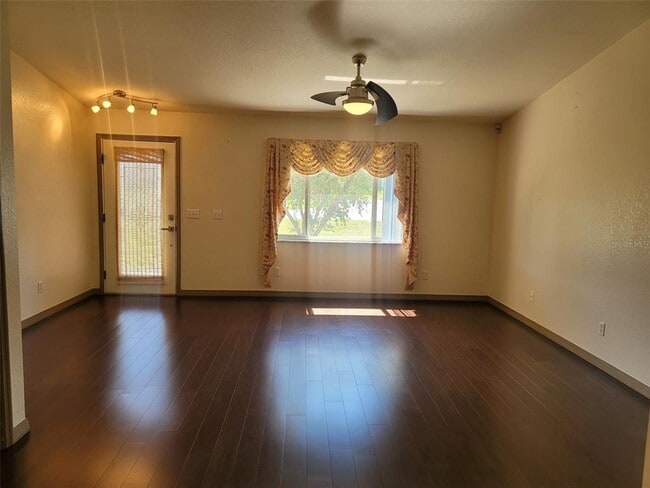 Building Photo - 10202 SW 61st Terrace Rd