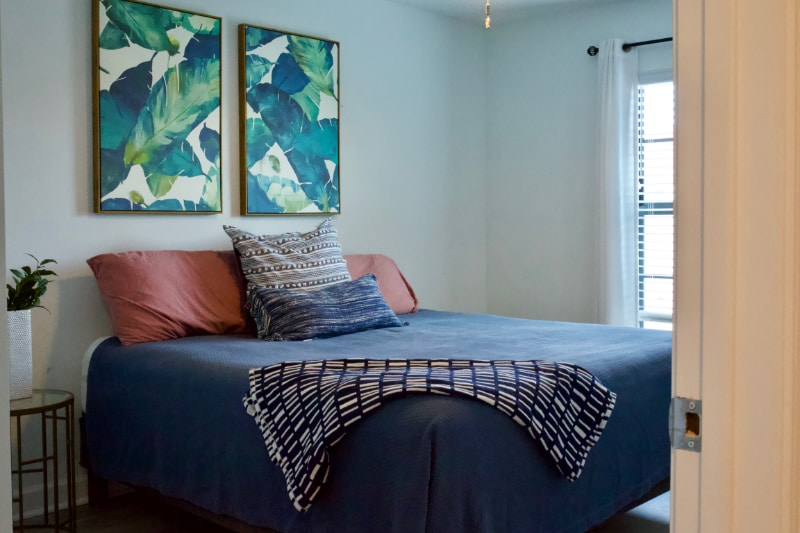 Building Photo - 1011 White Oak Ter