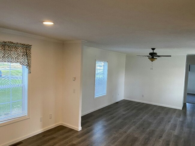 Building Photo - 8854 Breinig Run Cir