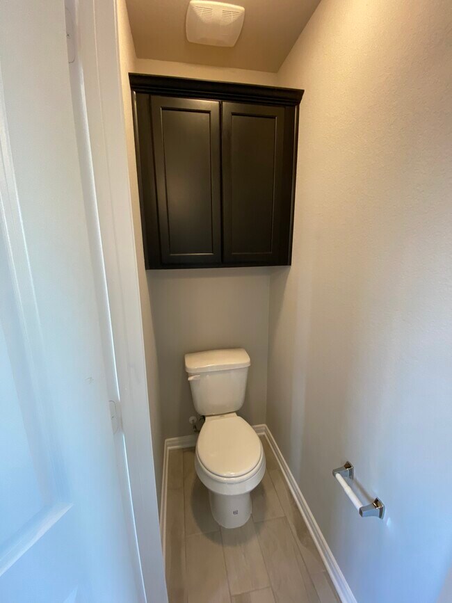 Building Photo - 3031 Dade Loop