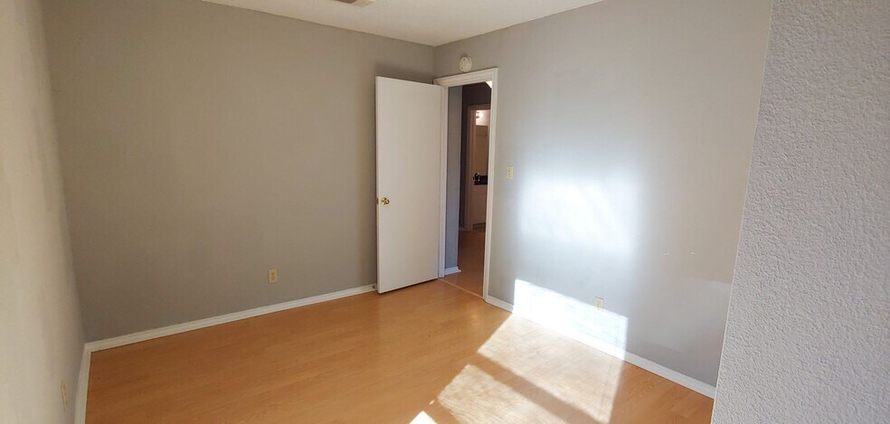 Building Photo - 10302 Stubble Quail Cir