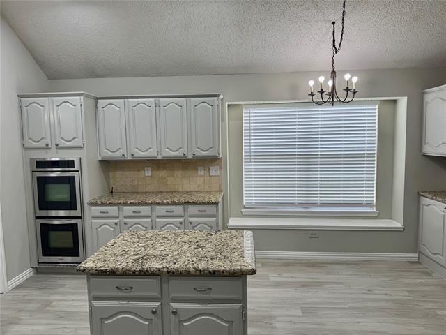 Building Photo - 711 Cottonwood Bend Dr