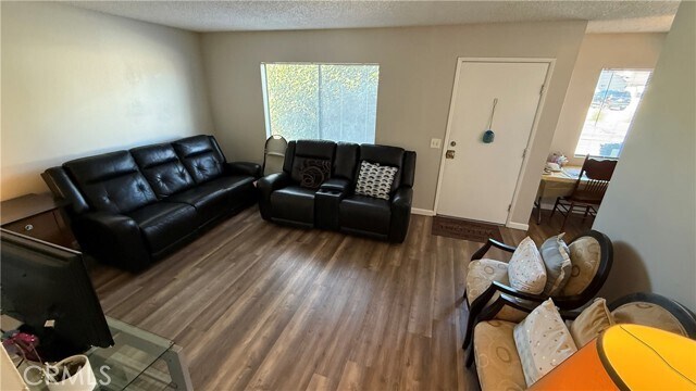 Building Photo - 1835 Pueblo Dr