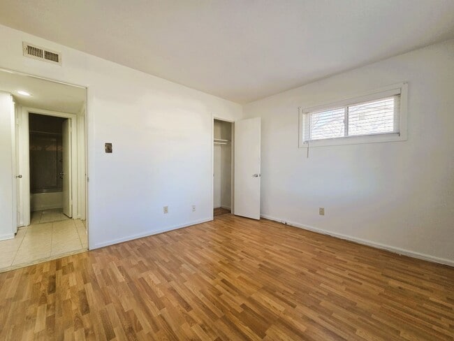 Building Photo - Traditional 4 bedroom cape in Staples Mill and Libbie Road corridor.