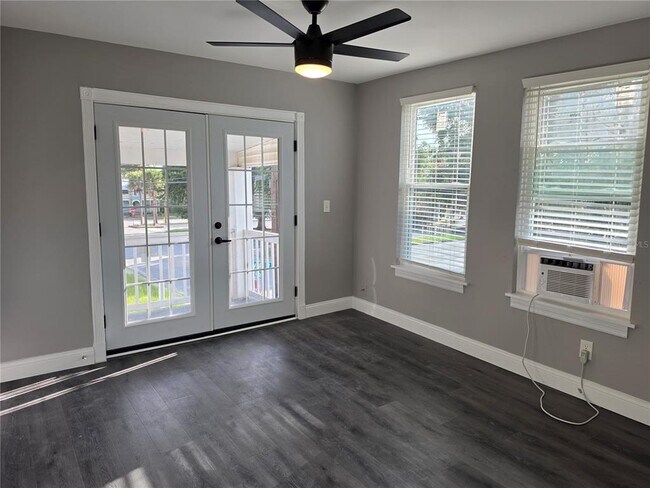 Building Photo - 202 Luella Ct