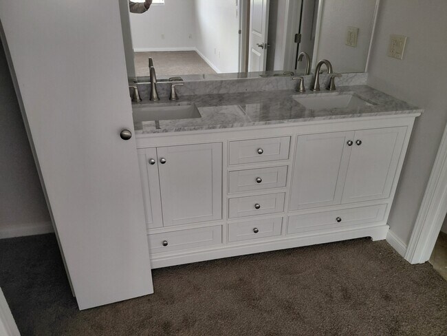 Building Photo - 5612 Galloping Way