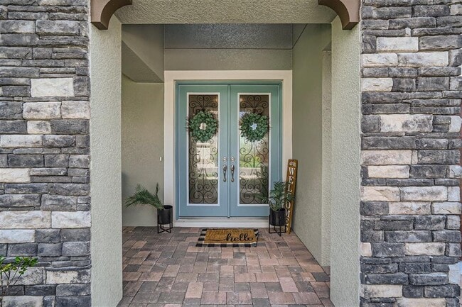 Building Photo - 10905 Rustic Timber Lp