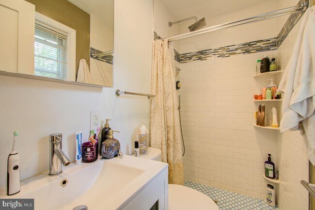 Building Photo - 10108 Kohler Rd