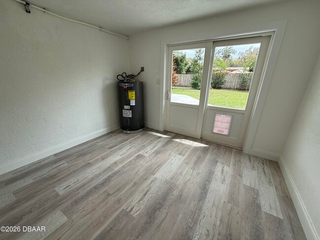 Building Photo - 157 15th St