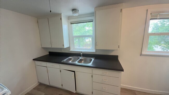 Building Photo - 207-209-211 N 24th ST
