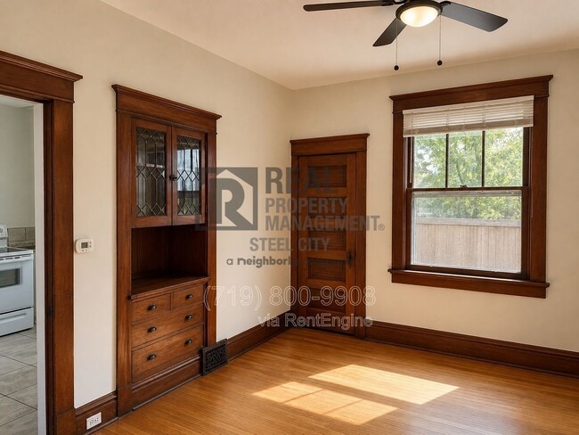 Building Photo - 212 W Evans Ave
