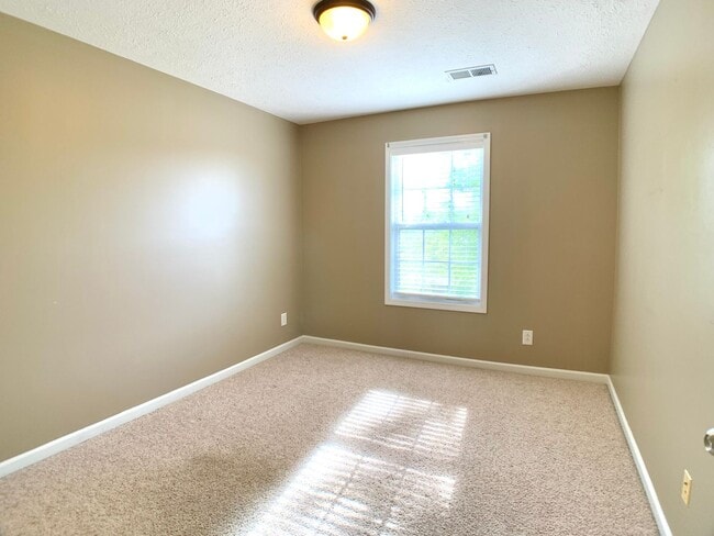 Building Photo - 800 Karmaflux Way