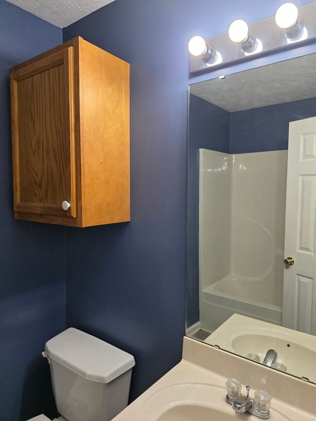 Building Photo - 103 Stanford Cir