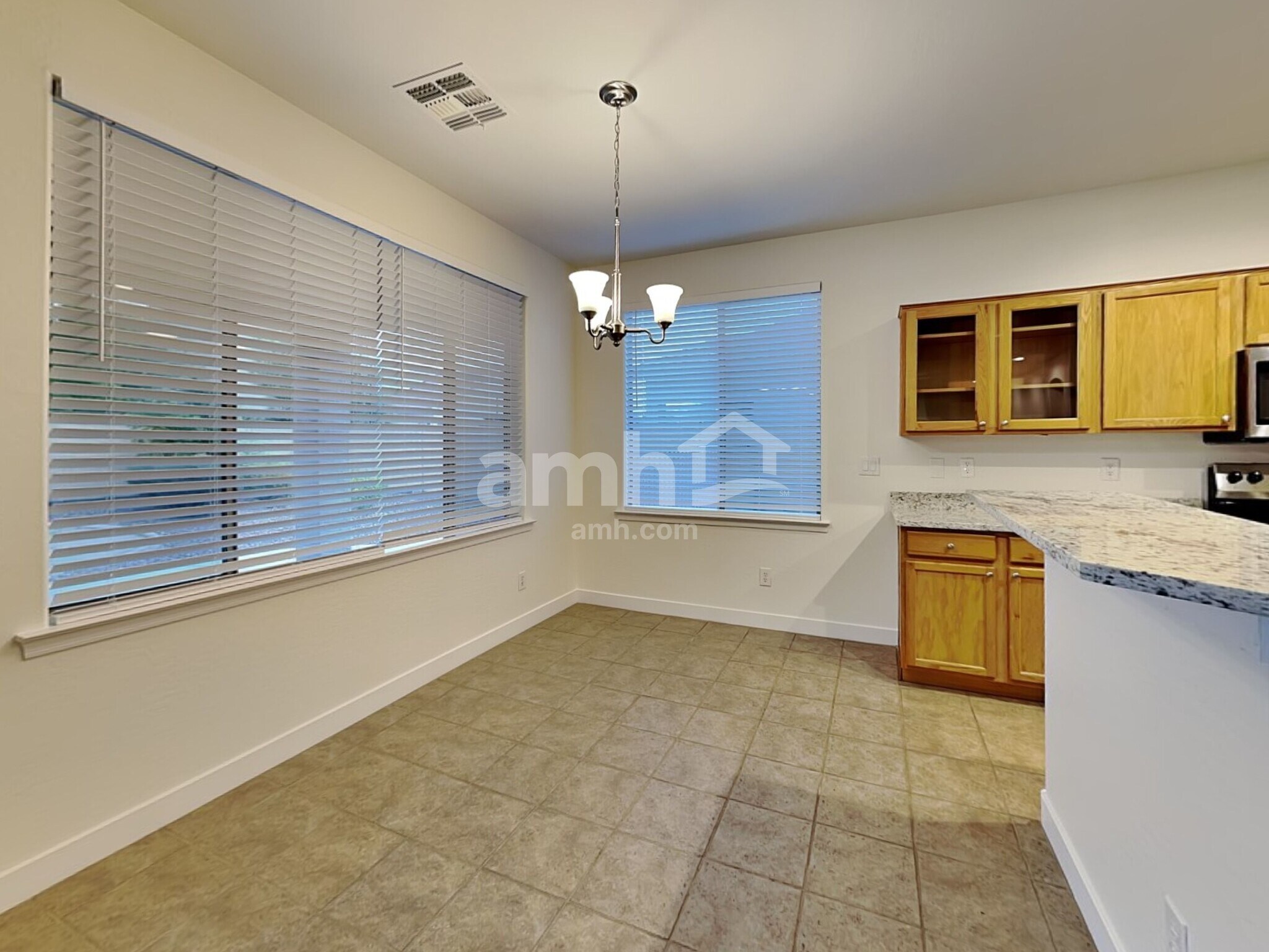 Building Photo - 5602 W Darrel Rd