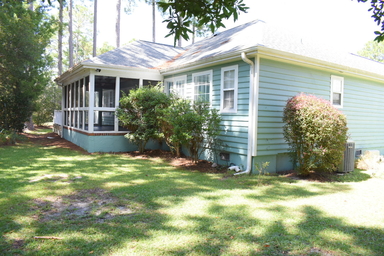 Building Photo - 7002 Hallstead Ct