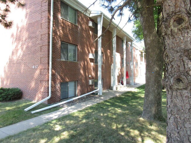 Building Photo - 2 Bed 1.5 Bath Apartment for rent!