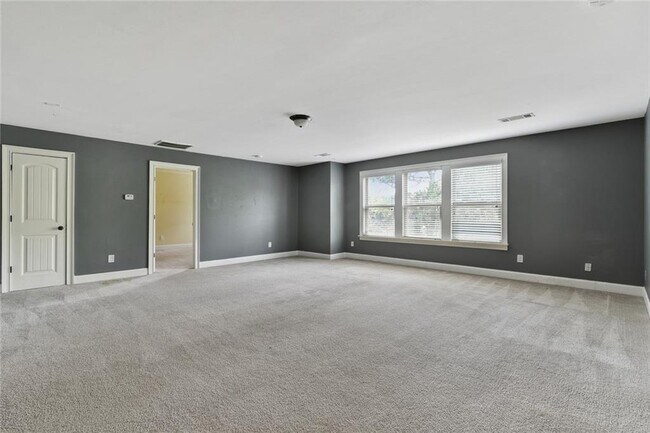 Building Photo - 4530 Fernbrook Pl