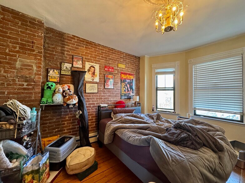 Building Photo - 1512 Tremont St