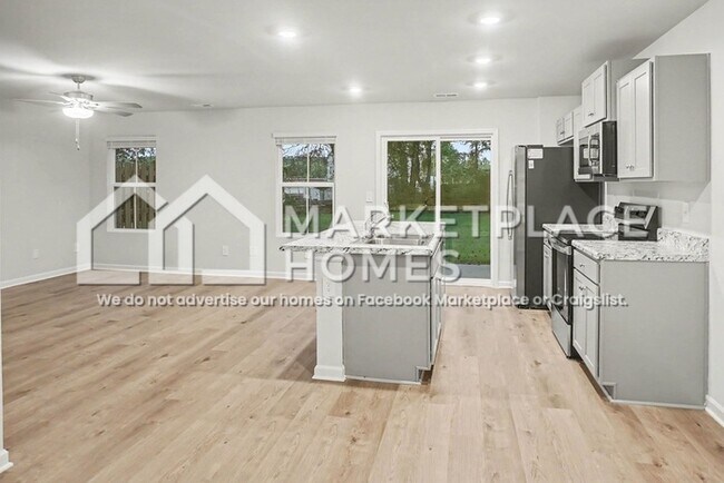 Building Photo - 4161 Hudson Ct SW