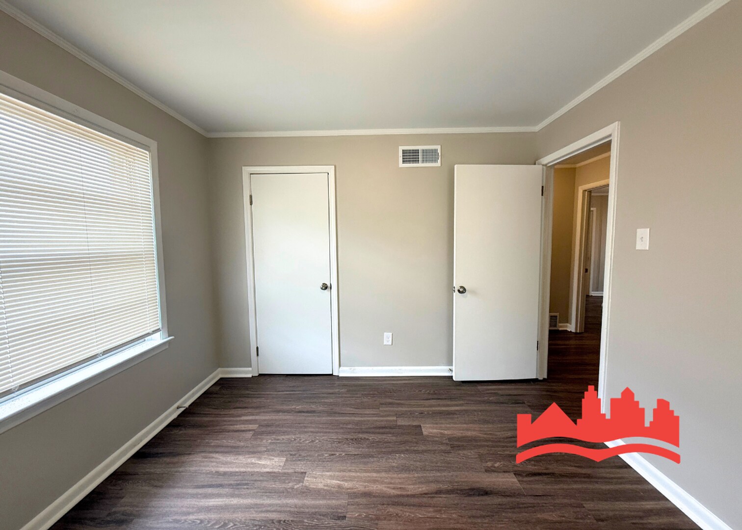 Building Photo - 142 Jeanne Dr