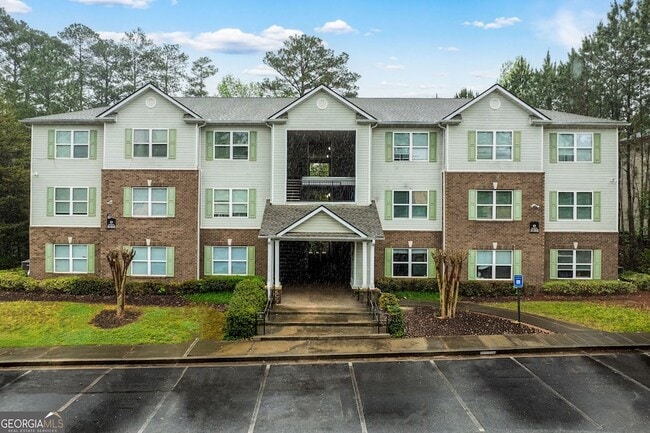 Building Photo - 13202 Fairington Ridge Cir