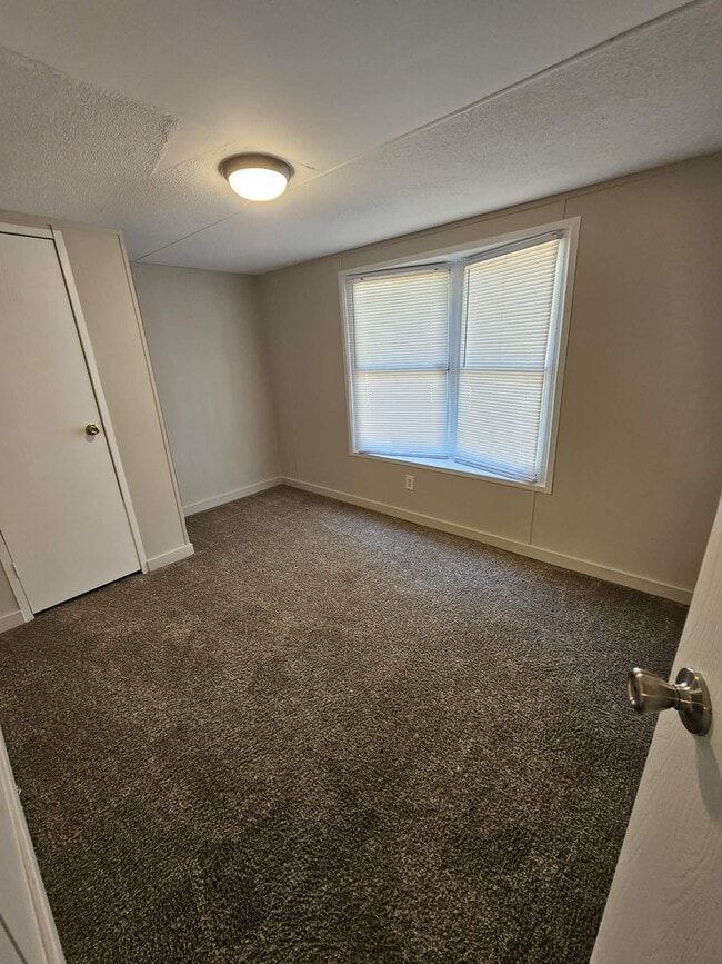 Building Photo - Bentwood Mobile Home Park
