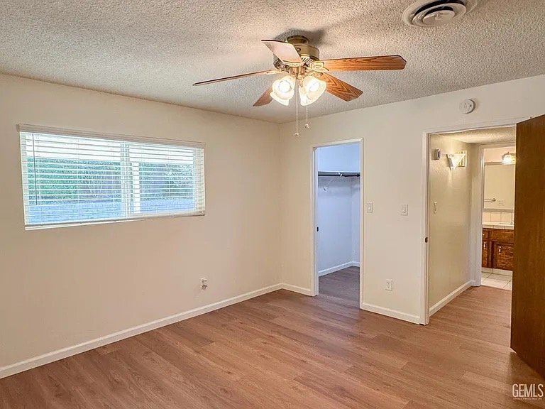 Building Photo - 2705 Parkfield Ct