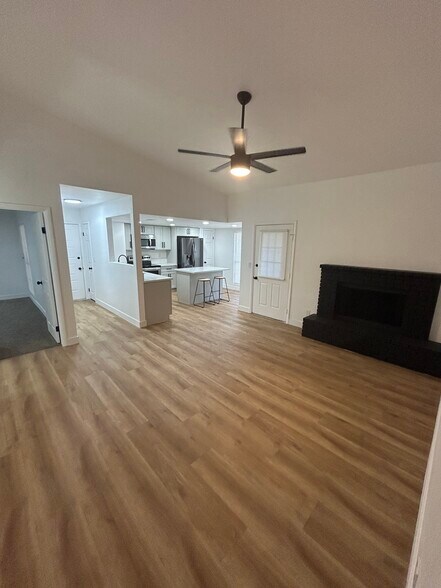 Building Photo - 3790 Shirebrook Dr
