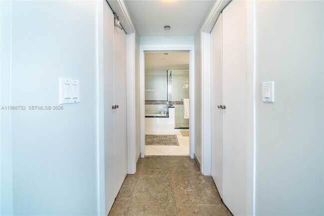 Building Photo - 540 West Ave